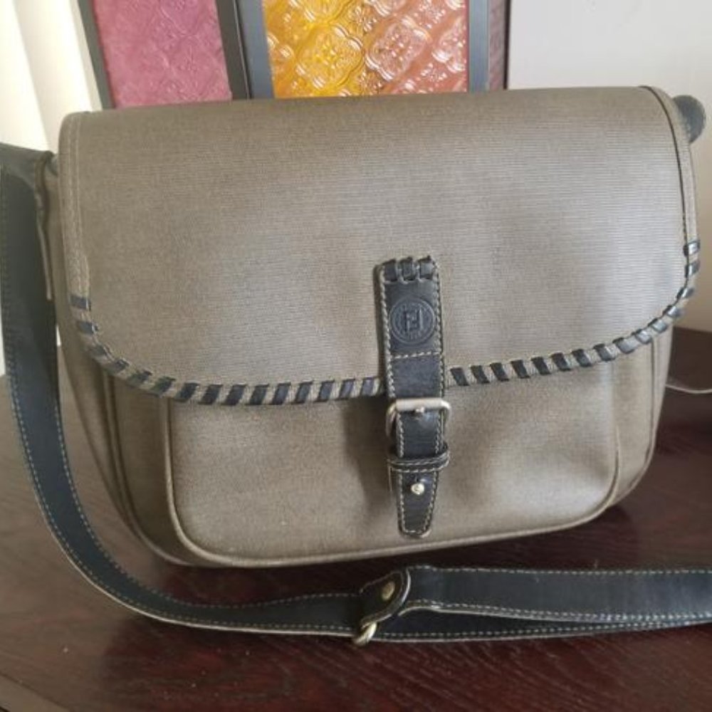 Fendi Rare Vintage Stitched cross body bag - Picture 1 of 14